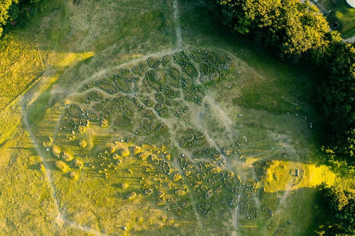 Aerial photo of Lindholm Høje